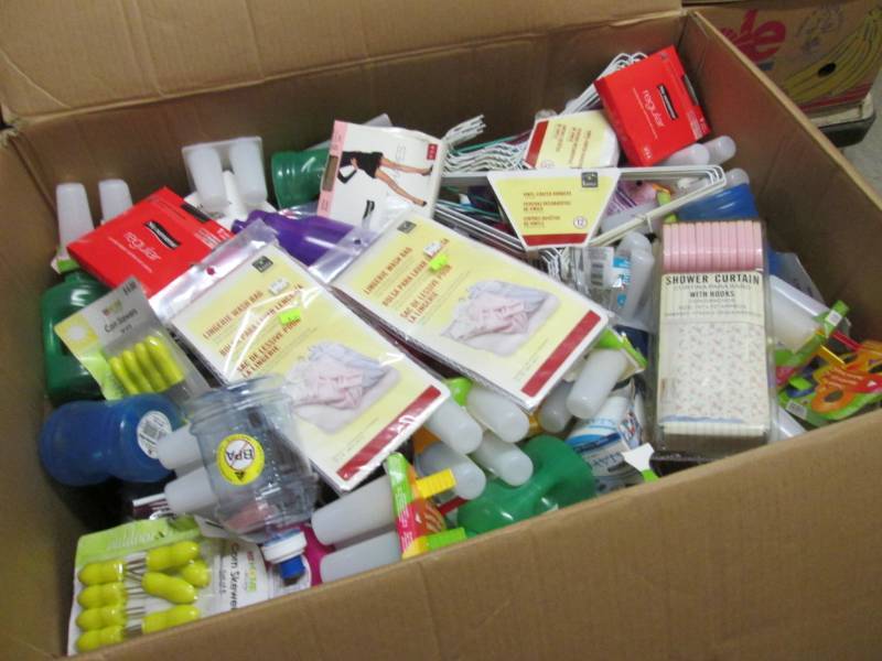 lot 183 image: Huge Unsorted Box of Misc  A-4...