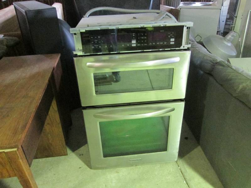 lot 193 image: Kitchen Aid Stainless Steel Electri...