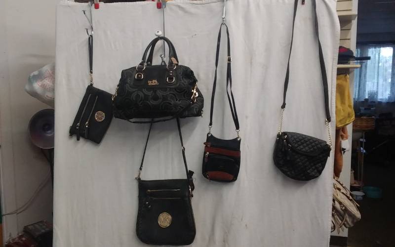 lot 29 image: 5-Black Hand Bags
