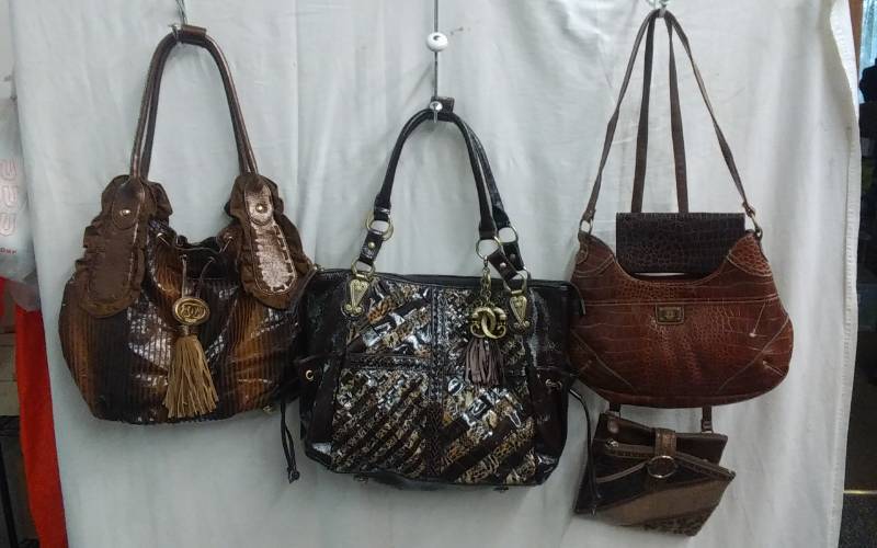 lot 4 image: 4-Brown Hand Bags, 1-Wallet (Croc Print, Cross Body, 2-Shari E)