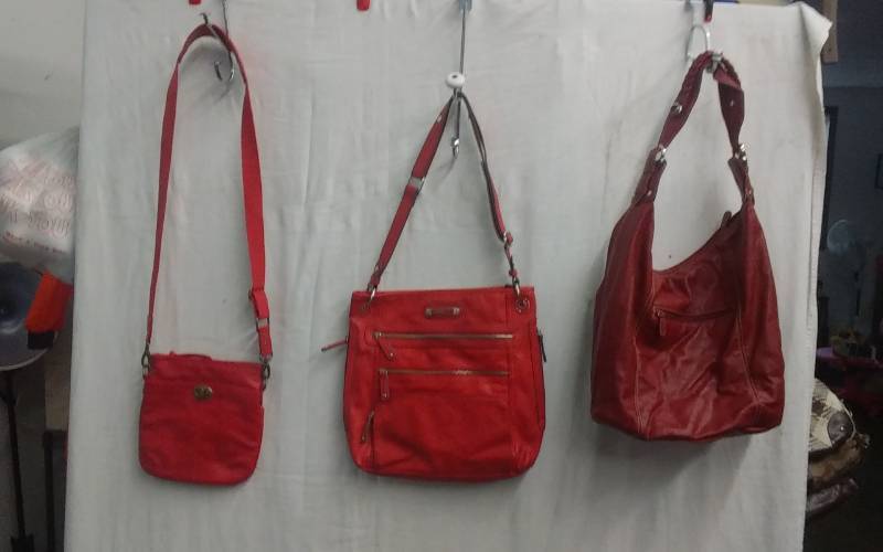 lot 24 image: 3-Red Hand Bags