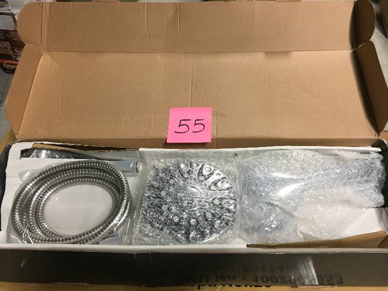 Glacier Bay Handheld shower and showerhead in good condition