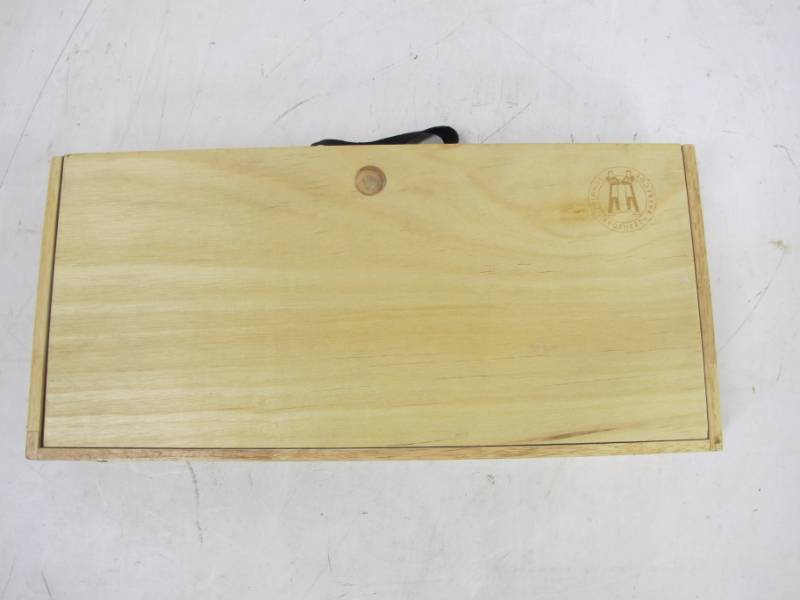 lot 166 image: Schmidt Brothers 3 piece BBQ Tool Set - in Wooden Gift Box