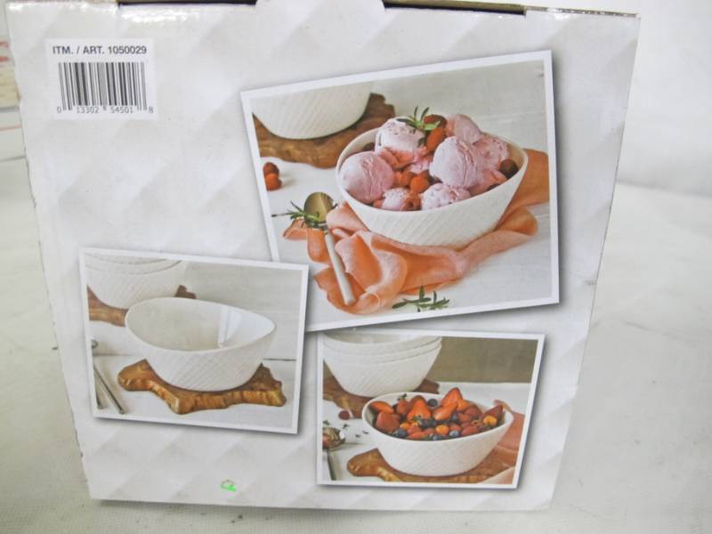 lot 23 image: Over and Back 4 Piece Porcelain Serving Bowl Set