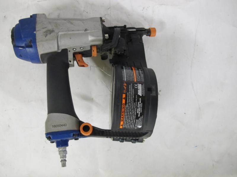 lot 36 image: Duo-Fast DF225C Pneumatic Round Head Coil Siding Nailer - Untested AS-IS