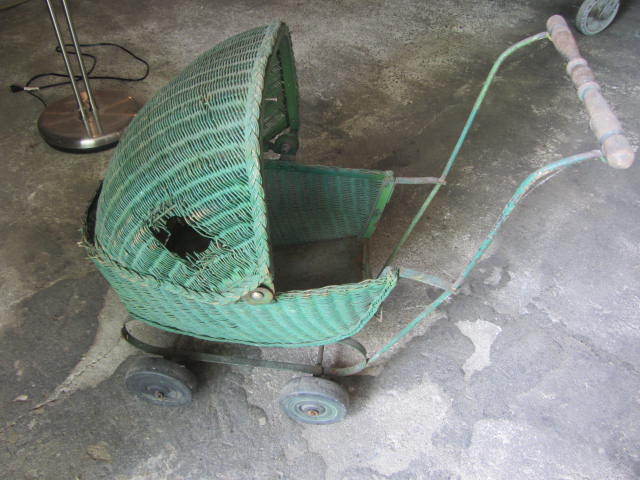 Antique Wicker Buggy