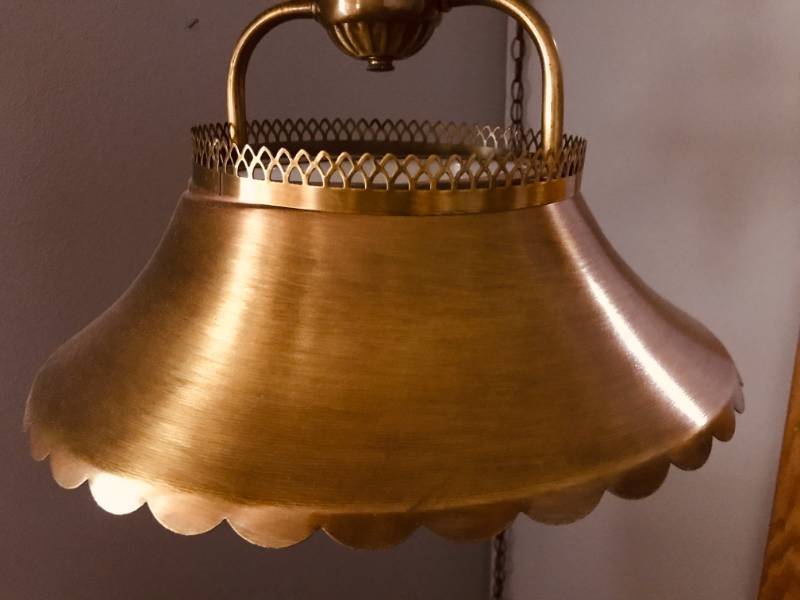 lot 40 image: Mid Century Modern Hanging Lamp 