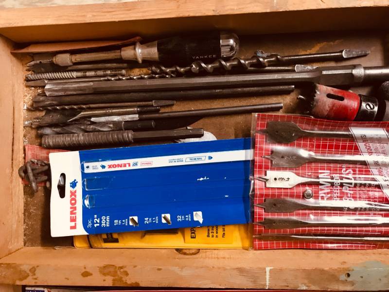 lot 62 image: Hole Saws  Wood Bits  Concrete Bits  Hack Saw Blades
