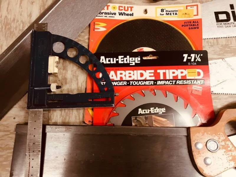 lot 80 image: Pisston  Stanley  Carbide Tipped  Wood Saws Etc.