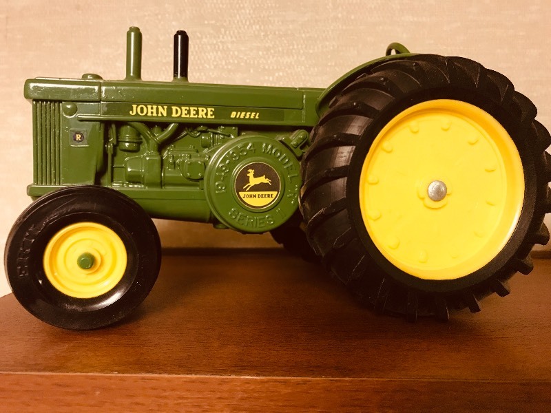 lot 148 image: John Deere  Agates  Figurines Collectibles