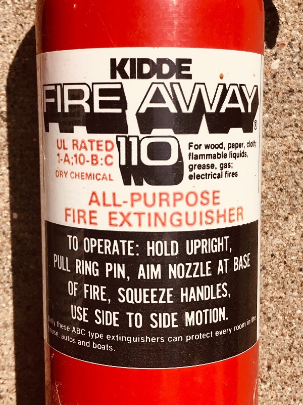 lot 250 image: Vintage Safety Canister by Eagle Manufacturing 12 Gas Cans  9 Propane Tank  Fire Extinguishers