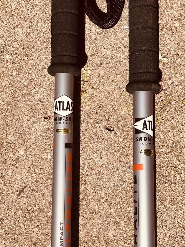 lot 253 image: Adjustable Womens Canes  Atlas Lockjaw SnowShoe Poles  Miscellaneous Group of Garden Tools