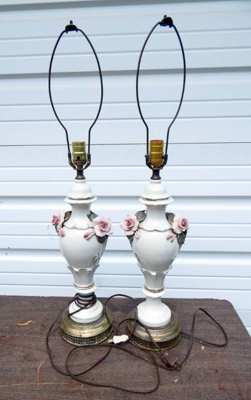 lot 7 image: Pair of Vintage Ornate Ceramic Lamps