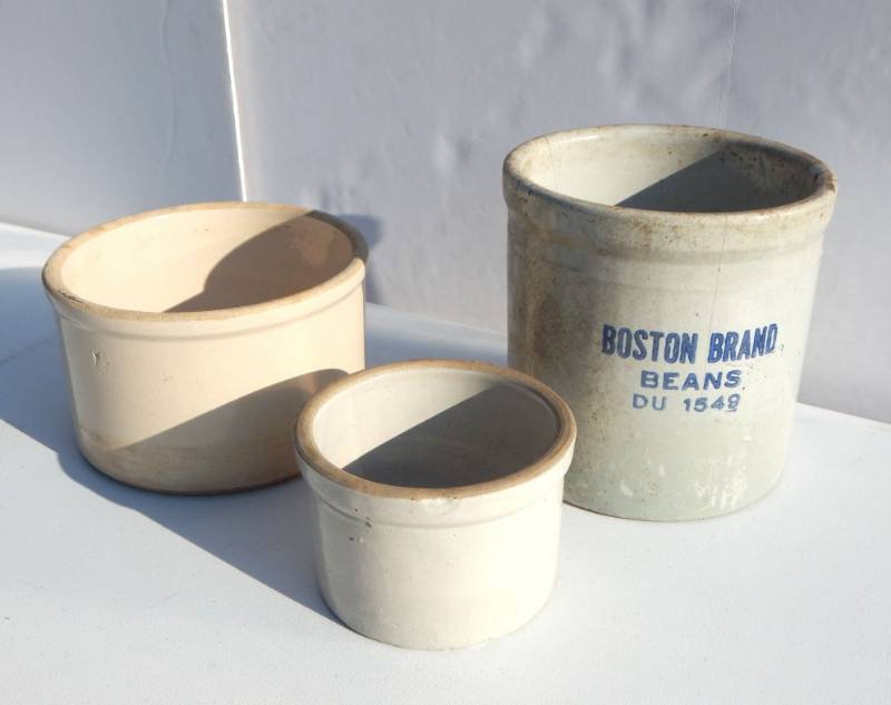 lot 26 image: Lot of Vintage Crocks