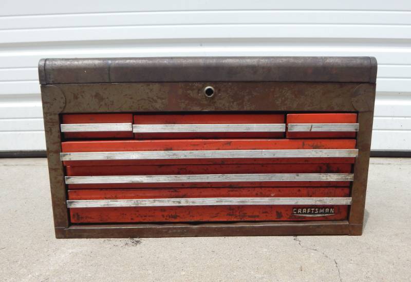 lot 62 image: Vintage Craftsman Metal Tool Chest