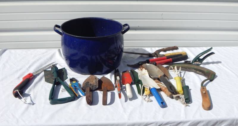 lot 77 image: Lot of Gardening Tools and Metal Bucket