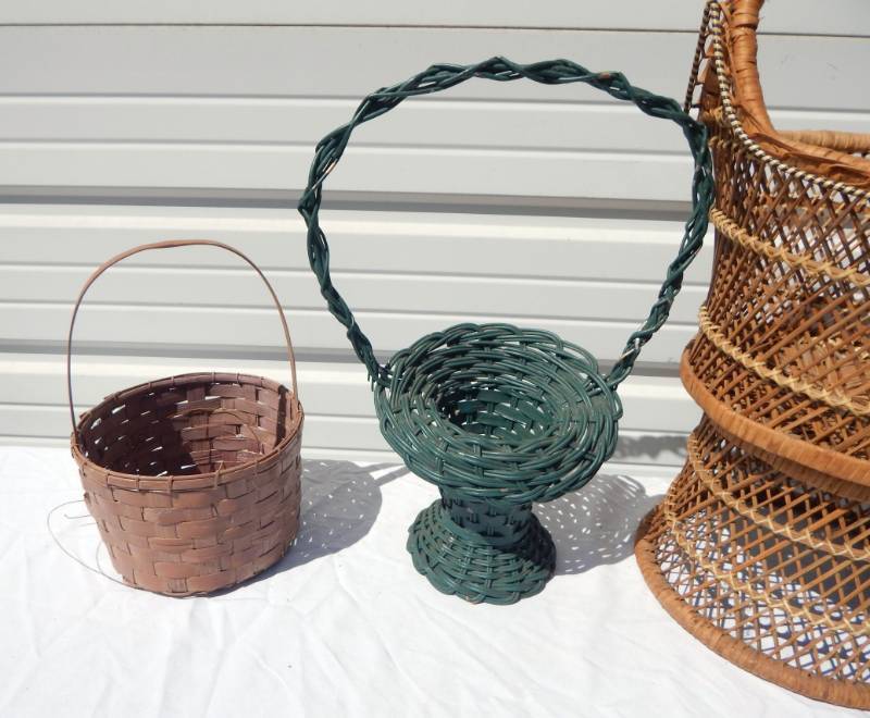 lot 118 image: Large Lot of Wicker Items and Baskets