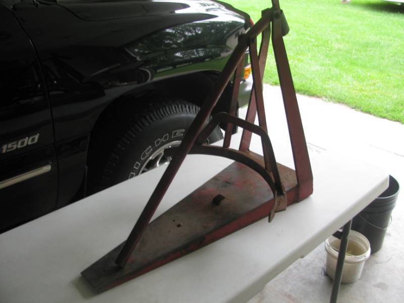 lot 10 image: Tire Bead Breaker #22