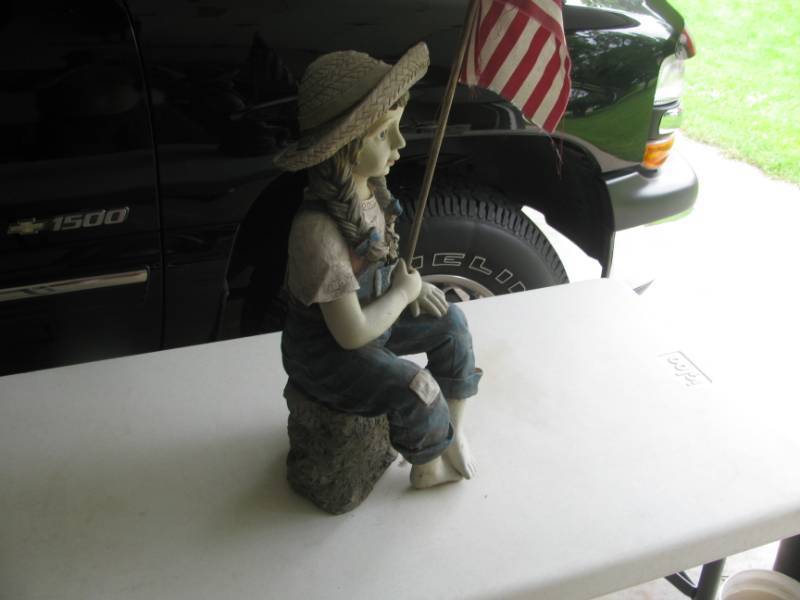 lot 13 image: Girl & Flag Statue #24