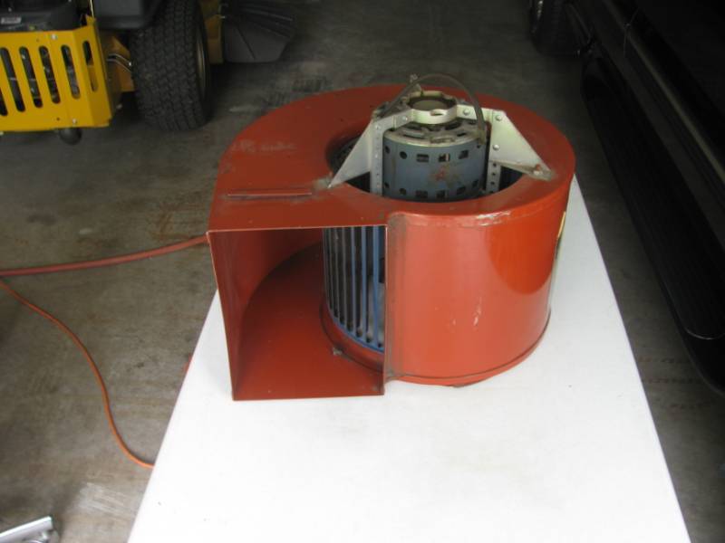 lot 22 image: Furnace Fan #36