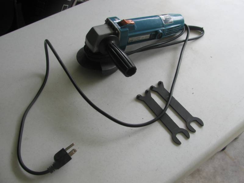 lot 28 image: Chicago Grinder # 42