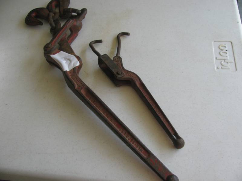 lot 38 image: Chain Binders # 53