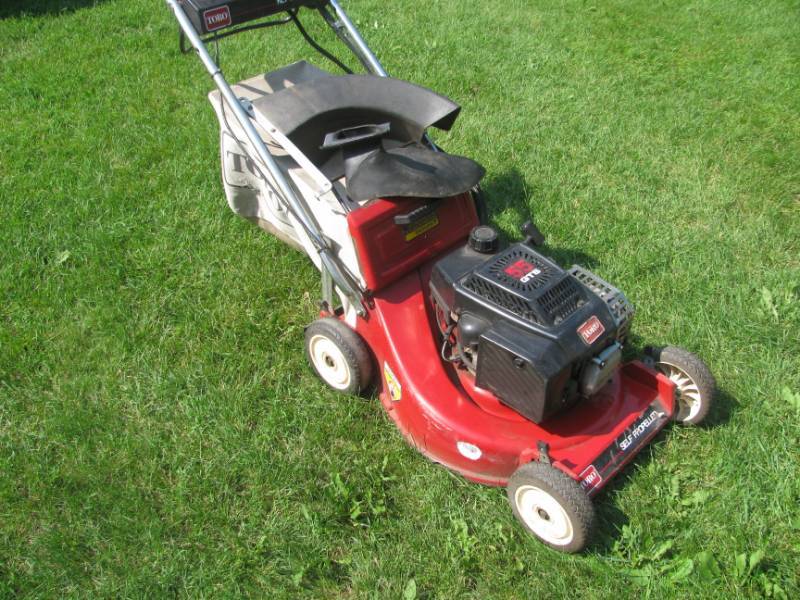 lot 40 image: Toro Mower # 55