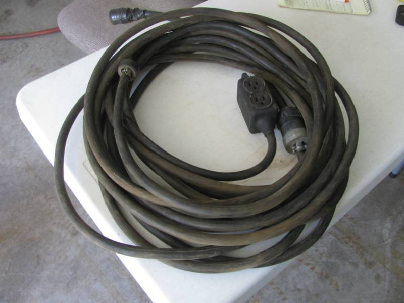 lot 55 image: Heavy Duty Extension Cord # 70