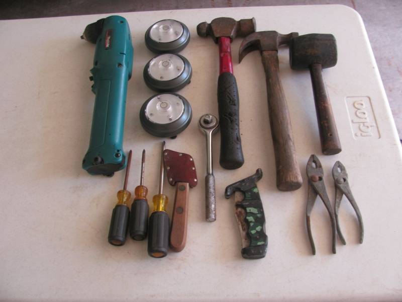 lot 111 image: Makita Angle Drill, Hammers # 124