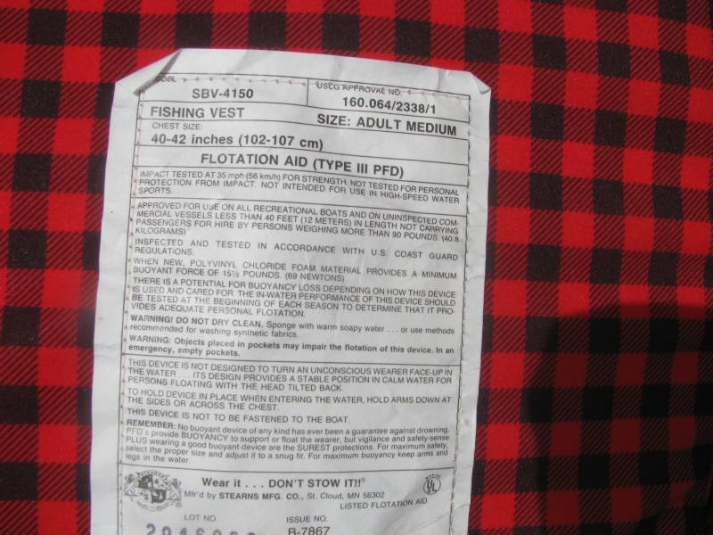 lot 143 image: Life Jackets & Floats #154