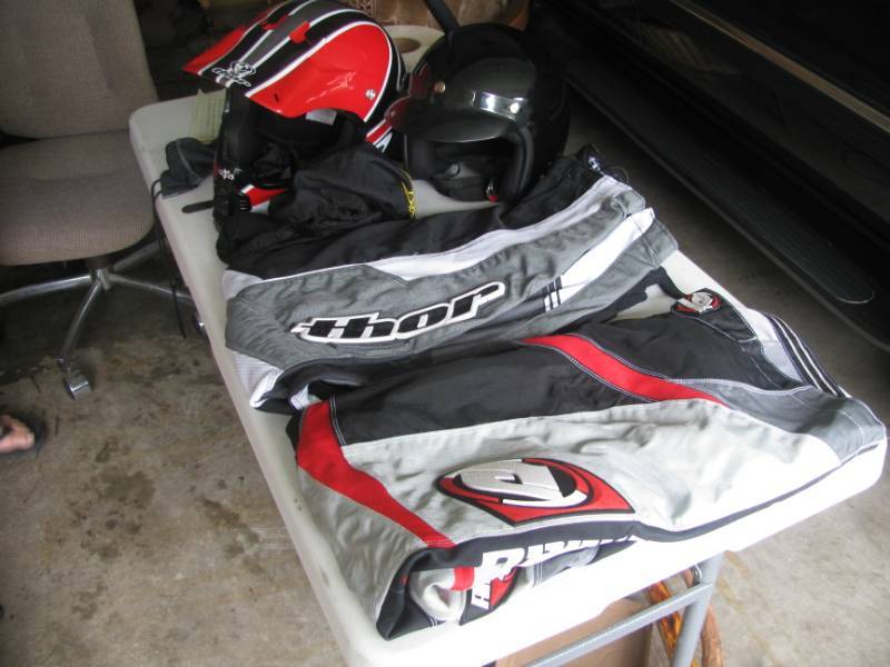 lot 183 image: RedBlack Motocross Suit # 196