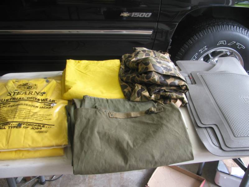 lot 199 image: Rain Suits # 212