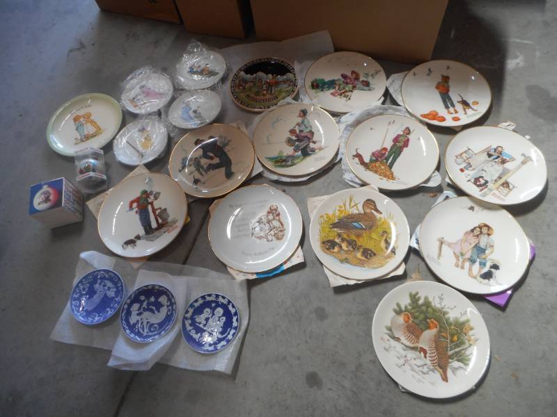 Collector Plate and Ornament Lots (#5 and #9)