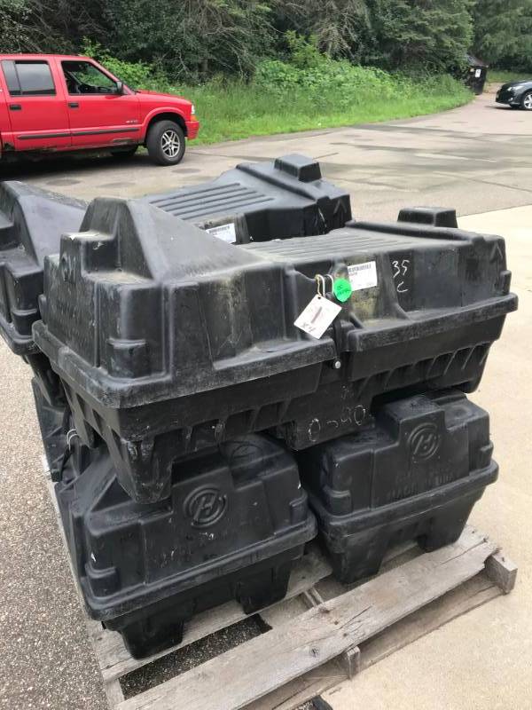 lot 1 image: Lot of (4) Used GM Transmission Storage Cases