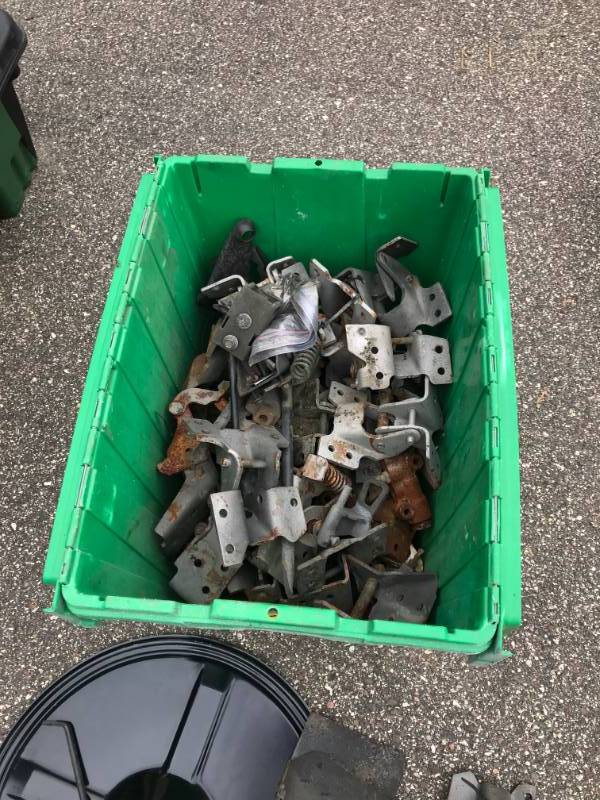 lot 25 image: Large Box of approx 100 Door Hinges for Camaros & Chevelles