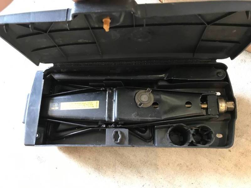 lot 225 image: Chrysler Tool Kit