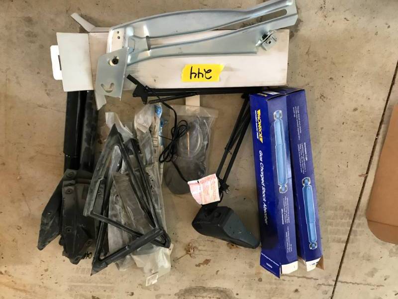 lot 244 image: Door Parts & Shocks