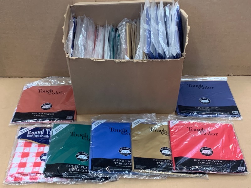 lot 21 image: Lot Of Assorted New Table Covers