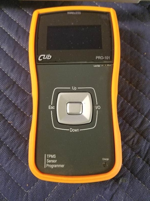 lot 16 image: Cab Pro Tire Sensor