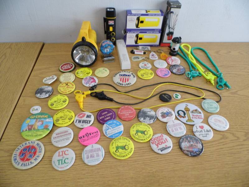 Flashlights - Lanyards - Pins - Buttons