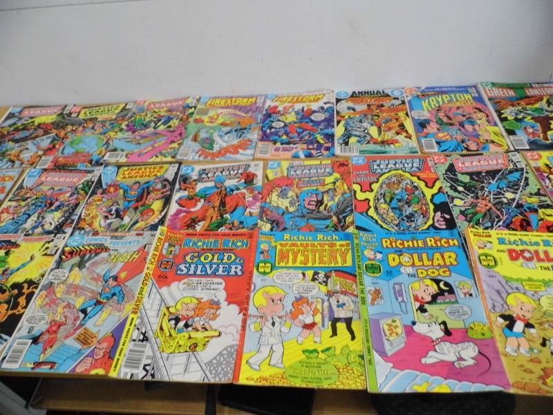 26 DC Comics