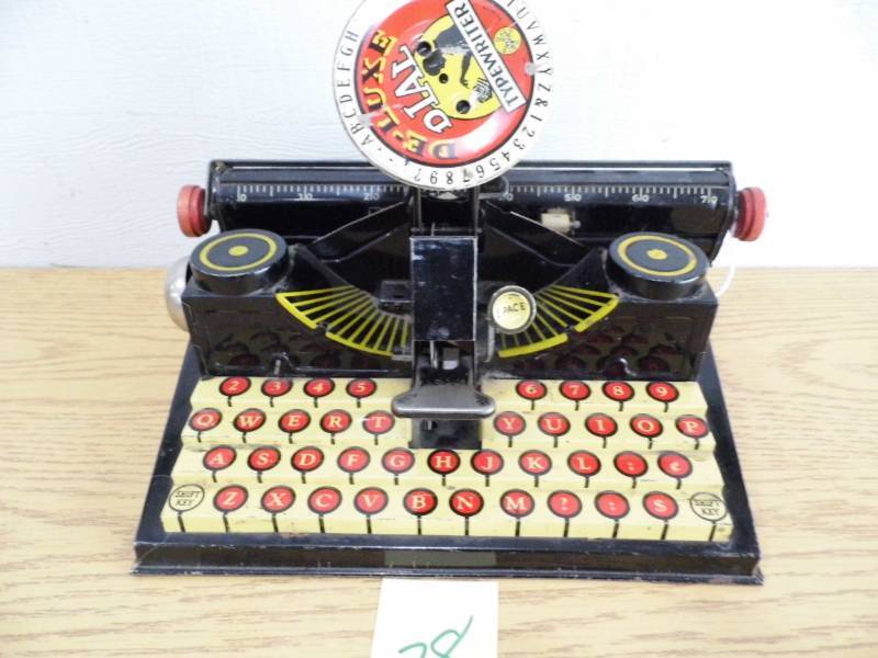 De-Luxe Dial Typewriter