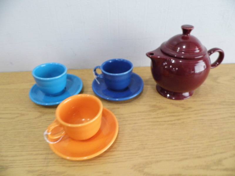 Fiesta Tea Pot - Cups - Saucers