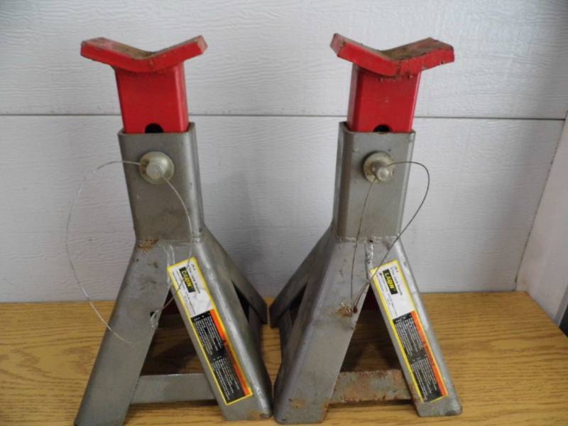Pair of 3 Ton Jack Stands