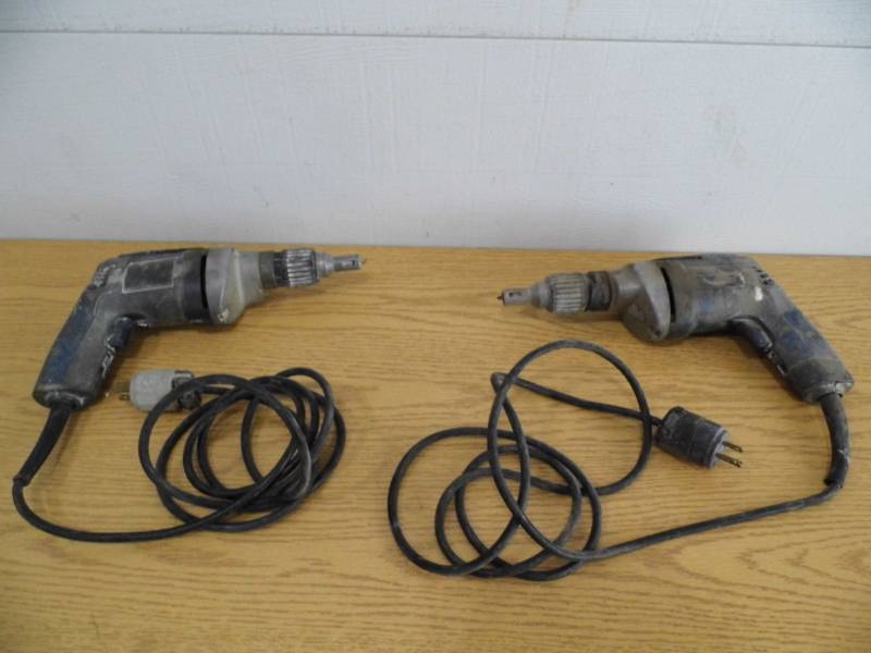 Lot of 2 Drills