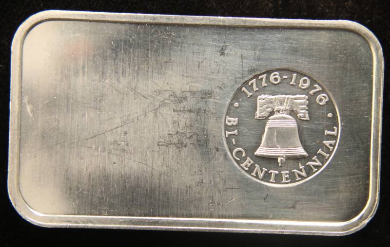 1 TROY OZ. .999 FINE SILVER BAR 1976 BICENTENNIAL INDIAN DESIGN