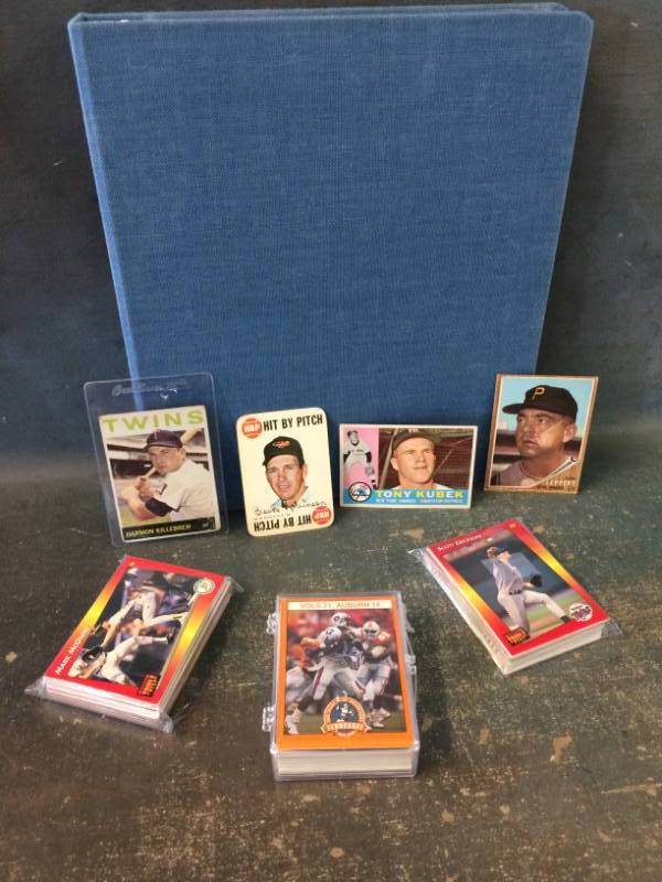 lot 17 image: Baseball Card Collection 1950s - 2000s with Killebrew, Brooks, Robinson and More