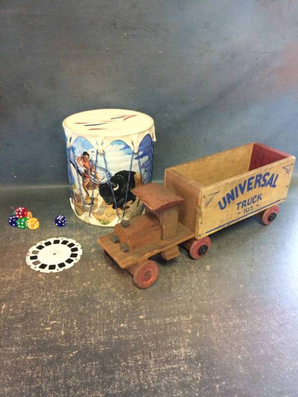 lot 62 image: Vintage Toys and More