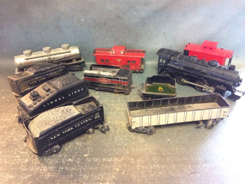 lot 63 image: Train Cars and Engine