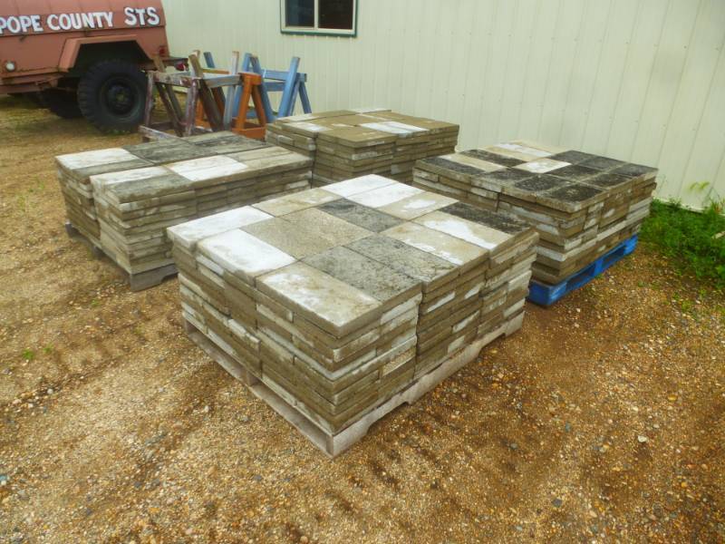 lot 22 image: Patio Block